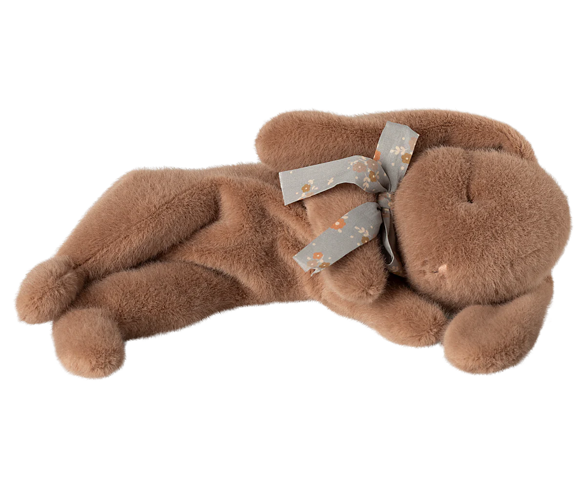 Peluches lapins couchés - divers coloris – Image 3